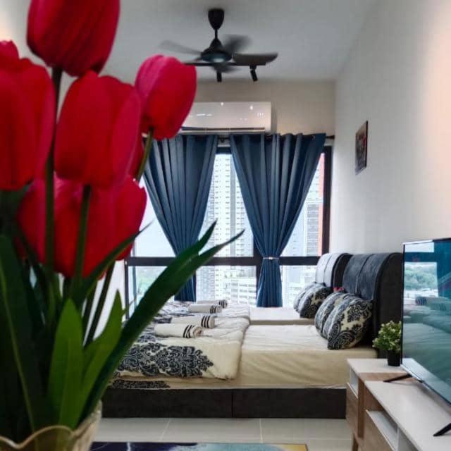 Tulip Touch Homestay Kota Warisan Klia Sepang Esterno foto