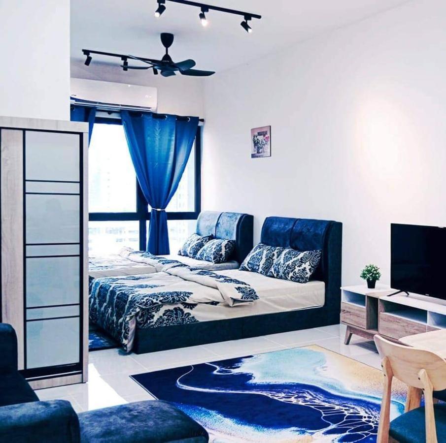 Tulip Touch Homestay Kota Warisan Klia Sepang Esterno foto
